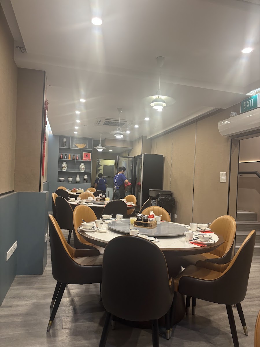 Hand In Hand Shandong Restaurant-3